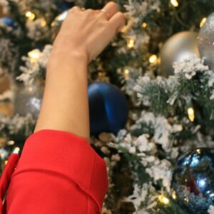 Help Me with Holiday Decorating